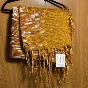 —Orange and White LuLaRoe Mimi Shawl